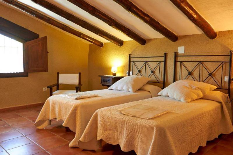 Casas Rurales Camaretas Yeste Bagian luar foto